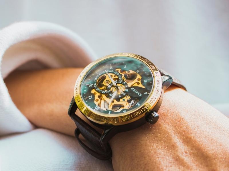 gadai jam tangan dimana